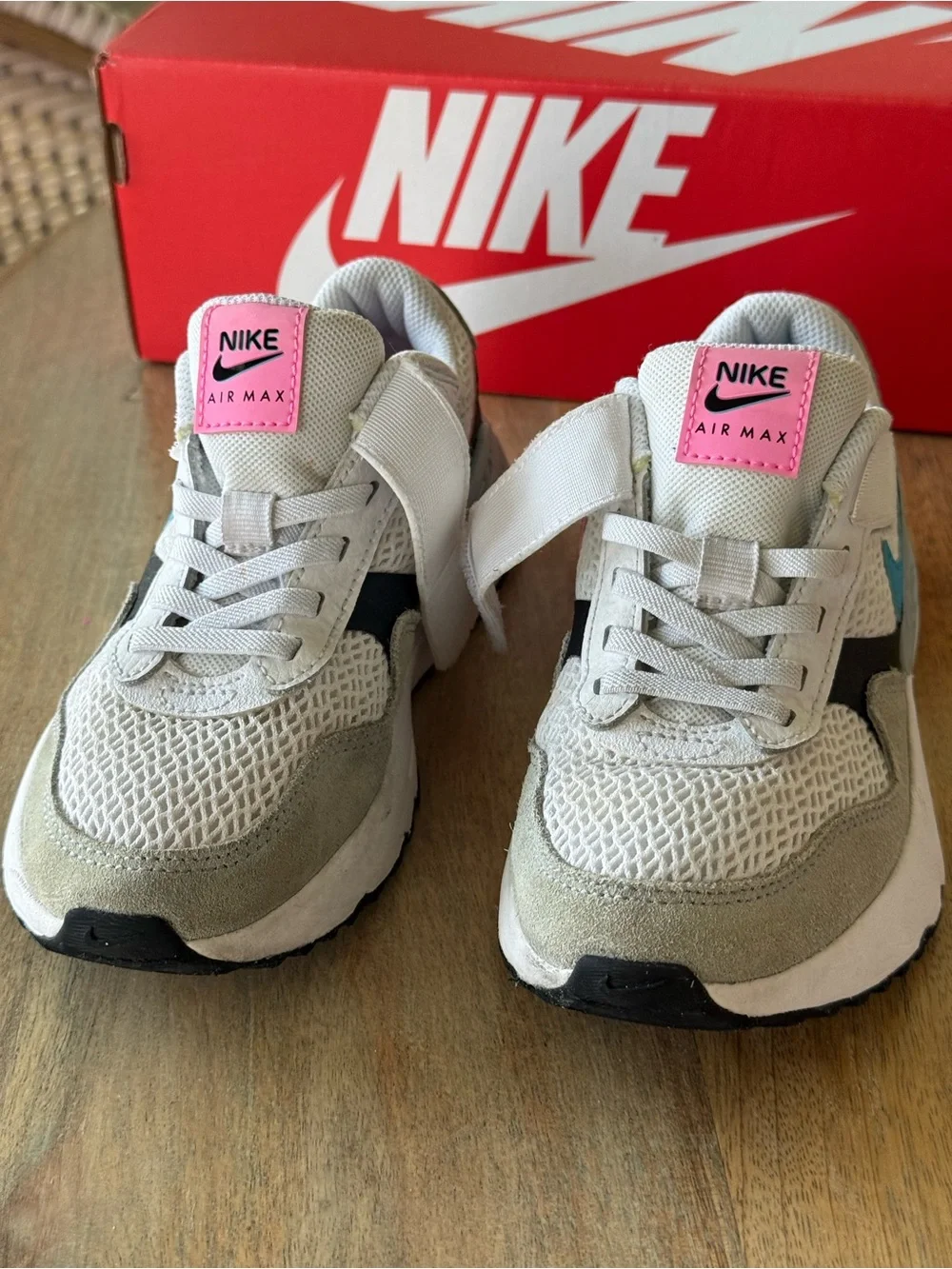 Nike lightweight kids